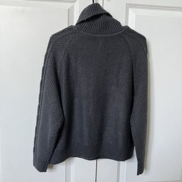 Gap Cable Knit Turtleneck Sweater Womens XS Cast Iron Comfy Pullover - Picture 3 of 7